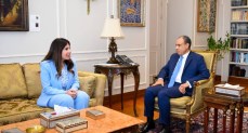 وزير الخارجية يستقبل وزيرة الإسكان لتعزيز دور الشركات المصرية فى الدول الإفريقية