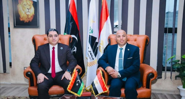  مجمع عمال مصريستقبل وزير العمل والتأهيل الليبي لتنفيذ المرحلة الثانية للتدريب المشترك