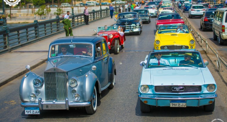 كرنفال المركبات الكلاسيكية في القاهرة ‏