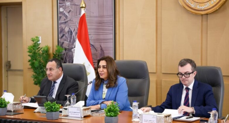 منال عوض وزيرة التنمية المحلية