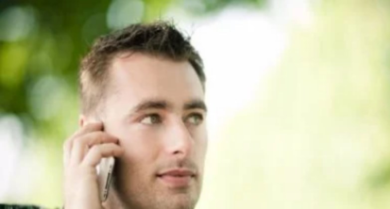 بدء تطبيق خدمة تقسيط الرسوم على أجهزة الهاتف المحمول الواردة من الخارج