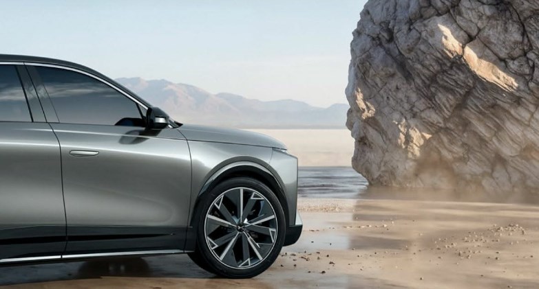 DS N°7 .. سيارة SUV من الدرجة الأولى