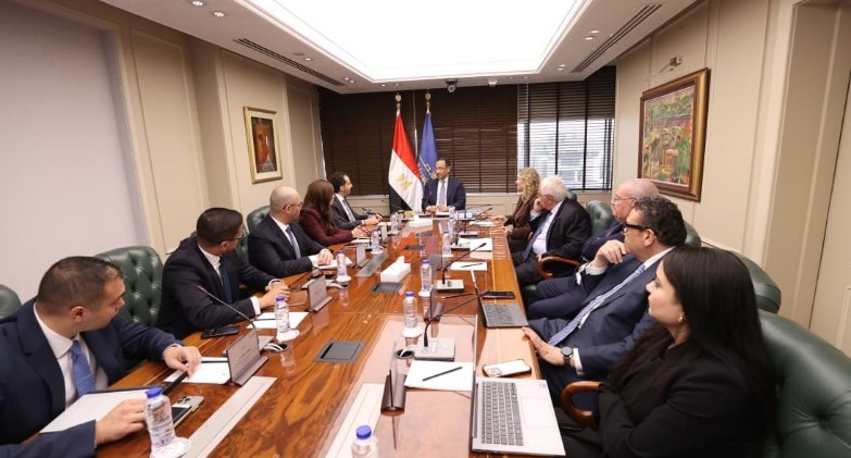 وزير الاتصالات يبحث مع  Microsoftالعالمية دعم تطبيقات الذكاء الاصطناعي