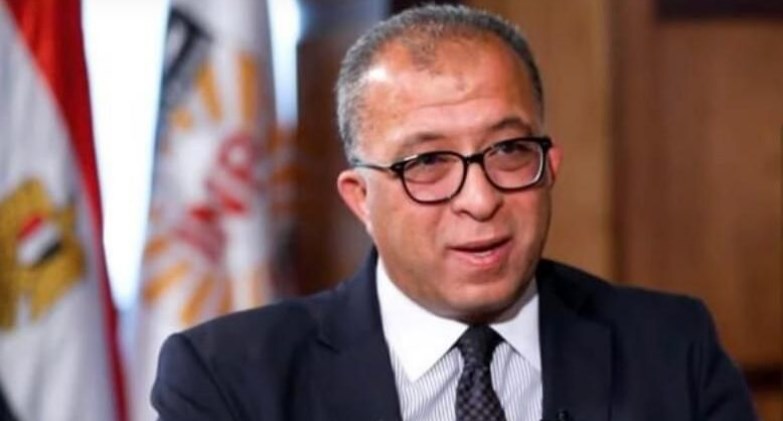  الدكتور أشرف العربي