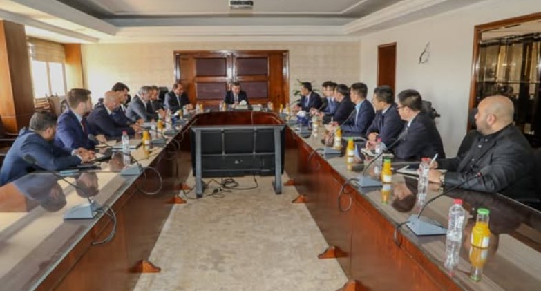  وفداً رفيع المستوى من رجال الأعمال والمستثمرين بجمهورية الصين الشعبية