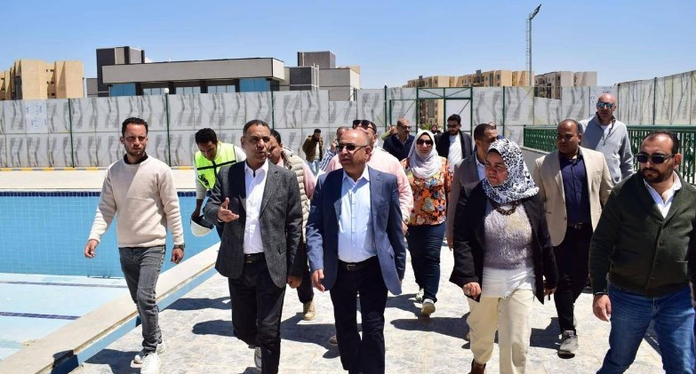 وزيرة الإسكان تتابع سير العمل والموقف التنفيذي بعددٍ من مشروعات الإسكان والمرافق والخدمات والتطوير بمدن أكتوبر