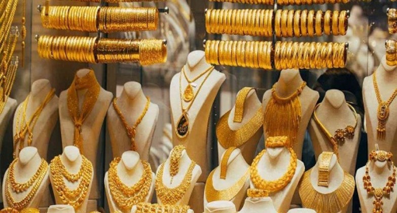 عيار 21 بـ 7175 جنيهًا.. سعر الذهب اليوم الأربعاء 15 أبريل 2026 في مصر