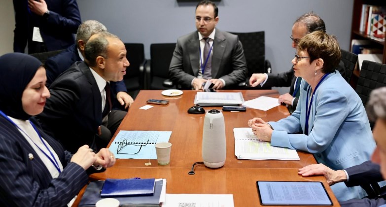 وزير الخارجية يلتقي رئيسة البنك الأوروبي لإعادة الإعمار والتنمية في واشنطن