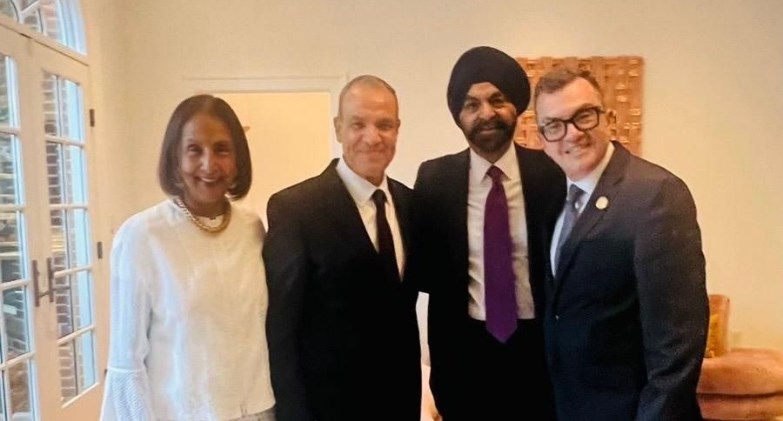 وزير الخارجية يلتقي رئيس مجموعة البنك الدولي خلال اجتماعات الربيع