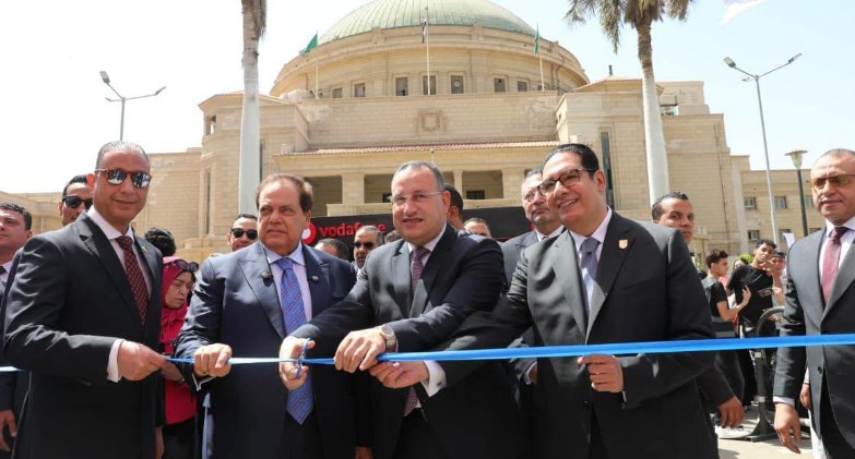 وزير التعليم العالي يفتتح ملتقى التوظيف والتدريب بالجامعة لعام 2026