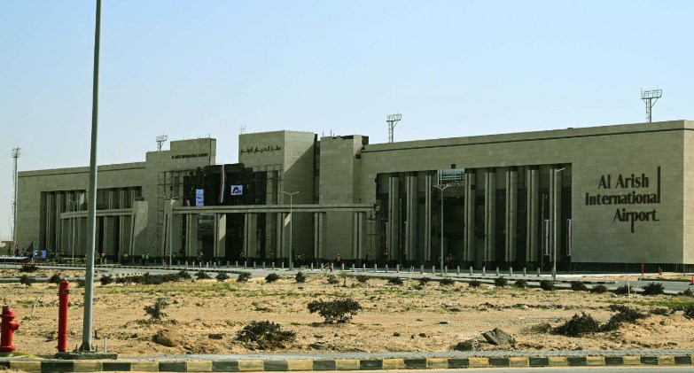 رئيس الوزراء يتابع الموقف التنفيذي لمشروع تطوير مطار العريش الدولي