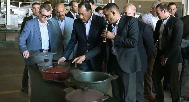 رئيس الوزراء يفتتح مصنع "نيو سيفلون" لمنتجات الألومنيوم وأدوات الطهي باستثمارات 2.5 مليون دولار