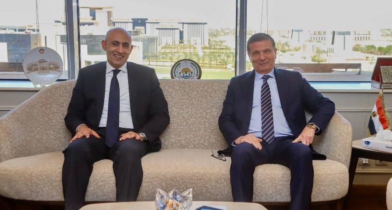 وزيرا الزراعة والتعليم يبحثان آليات التوسع في مدارس التكنولوجيا التطبيقية في المجال الزراعي