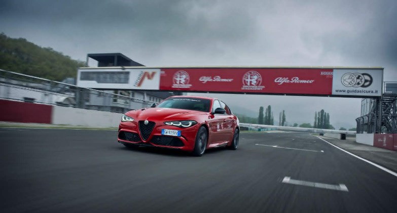 أكاديمية ألفا روميو للقيادة: فصل جديد على الحلبة