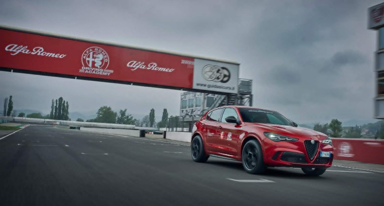 أكاديمية ألفا روميو للقيادة: فصل جديد على الحلبة