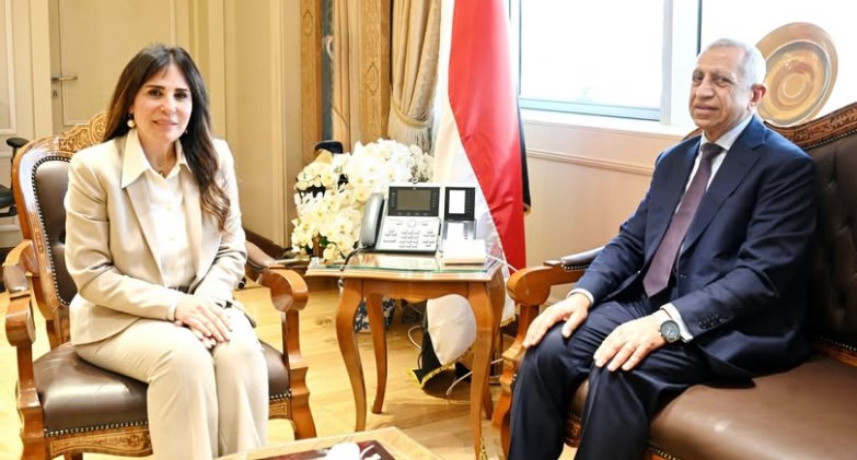 المنشاوي تبحث مع رئيس الأكاديمية العربية للعلوم والتكنولوجيا  تعزيز التعاون المشترك