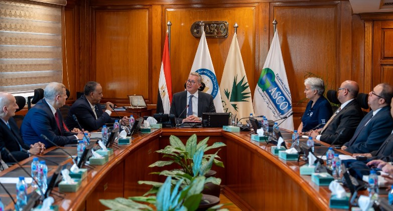 بدوي يُشارك في احتفال اليوبيل الذهبي لفرع جمعية مهندسي البترول العالمية في مصر