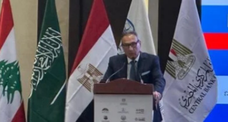 محمد الإتربى، رئيس اتحاد المصارف العربية والرئيس التنفيذى للبنك الأهلى المصرى