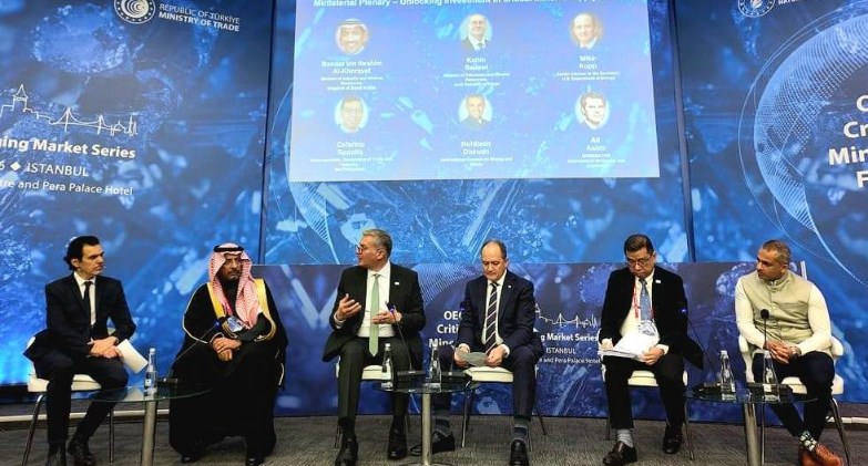 وزير البترول يستعرض رؤية مصر لتعظيم العائد الاقتصادي من قطاع التعدين بإسطنبول