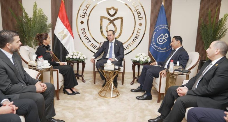رئيس هيئة الرعاية الصحية يبحث مع نوفارتس مصر التعاون في التوعية والتدريب