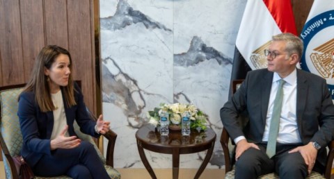 وزير البترول يبحث مع “بي بي” البريطانية التقدم الجاري في حفر آبار جديدة للغاز الطبيعي