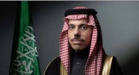 السعودية وبريطانيا تؤكدان أهمية ضمان حرية الملاحة في مضيق هرمز