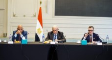 مصر تبحث مع البنك الدولي آلية تمويل وضمان البنية التحتية 