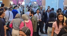 طوابير إطلاق آبل تتحول في القاهرة
