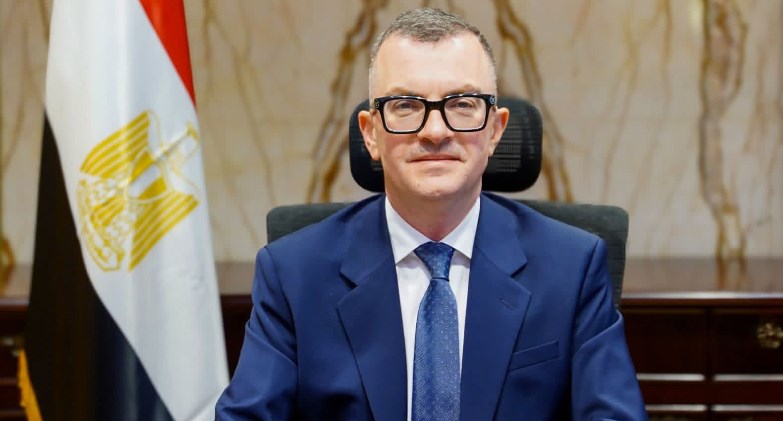  الدكتور أحمد رستم