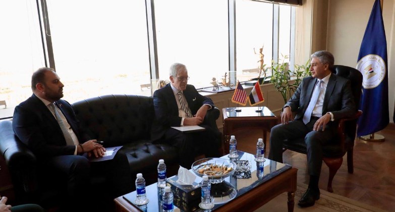 وزير السياحة والآثار يبحث مع القائم بأعمال السفير الأمريكي بالقاهرة تعزيز التعاون في مجالي السياحة والآثار