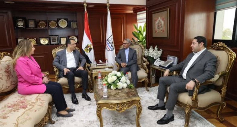 وزير الاتصالات وتكنولوجيا المعلومات