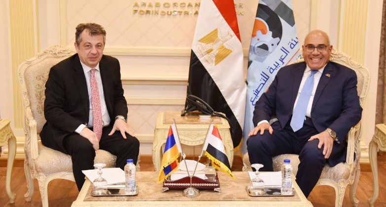 رئيس الهيئة العربية للتصنيع يبحث مع سفير جمهورية أرمينيا بالقاهرة التعاون والشراكة والاستثمار