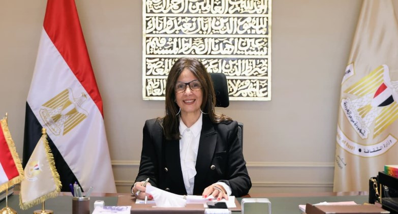 وزيرة الثقافة تتوجه إلى جمهورية تتارستان لترؤس وفد مصر بمؤتمر وزراء الثقافة الإسلامي