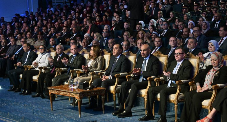 رئيس الوزراء يشهد احتفالية صندوق تطوير التعليم لإطلاق "مبادرة المليون رخصة دولية"