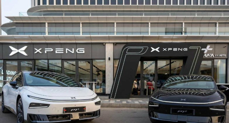 راية أوتو تزيح الستارعن XPENG P7+ 
