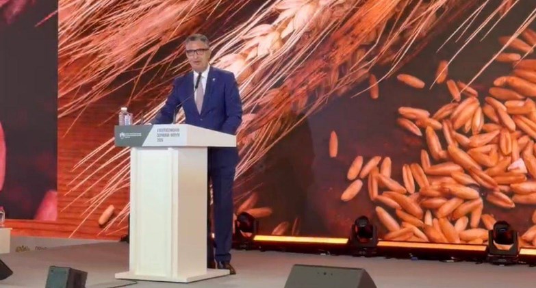 الدكتور شريف فاروق يشارك ويلقي كلمة في الجلسة الافتتاحية للمنتدى الروسي الخامس للحبوب بمدينة سوتشي
