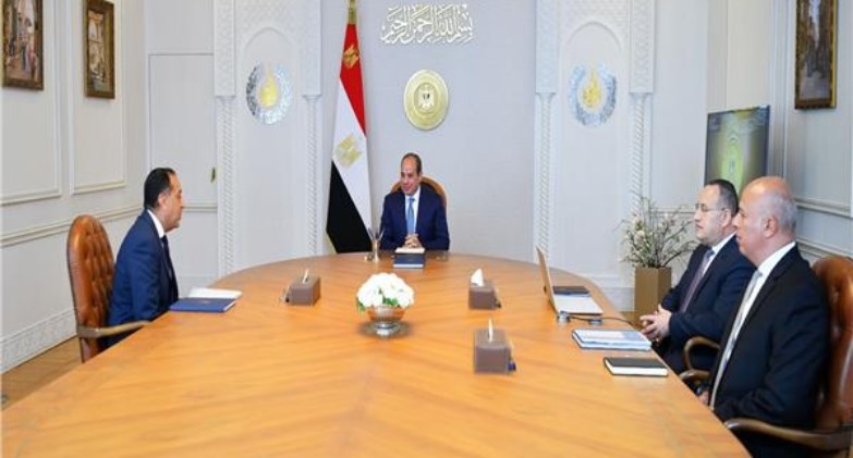 السيسي يبحث مع مدبولي جهود تطوير منظومة التعليم العالي 