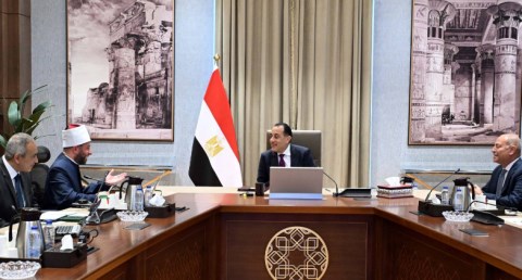 رئيس الوزراء يتابع جهود إعادة إحياء معالم القاهرة الإسلامية والتاريخية