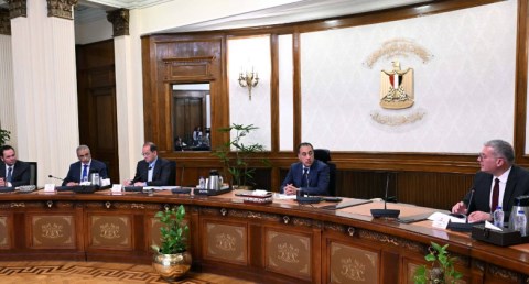 رئيس الوزراء يتابع موقف تدبير الاعتمادات المالية لتوفير احتياجات الدولة من المنتجات البترولية 