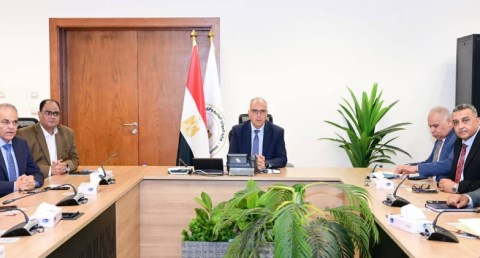 وزير الموارد المائية والري يستعرض إجراءات تمكين "روابط مستخدمي المياه"