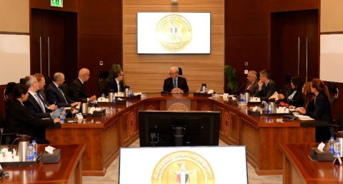 الدكتور حسين عيسى يستعرض رؤية الحكومة لإصلاح وإعادة هيكلة الشركات المملوكة للدولة