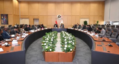خالد هاشم وزير الصناعة