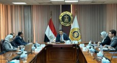 وزير الصناعة يبحث مع رئيس هيئة تنمية الصعيد سبل تعزيز التعاون في مجالات إقامة المشروعات الصناعية بصعيد مصر