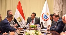 وزير الصحة يبحث مع شركتي DIAGAST وThink Pro نقل تكنولوجيا تصنيع كواشف وأنظمة فصائل الدم إلى مصر