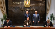 رئيس الوزراء يشهد مراسم توقيع مذكرة تفاهم لإنشاء أول مصنع لتوربينات الرياح