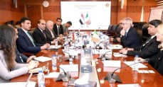 وزير الصناعة : استخدام الطاقة الجديدة والمتجددة بالقطاع على رأس أولوياتنا
