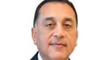 رئيس الوزراء يهنئ فخامة الرئيس بذكرى ثورة الثلاثين من يونيو المجيدة