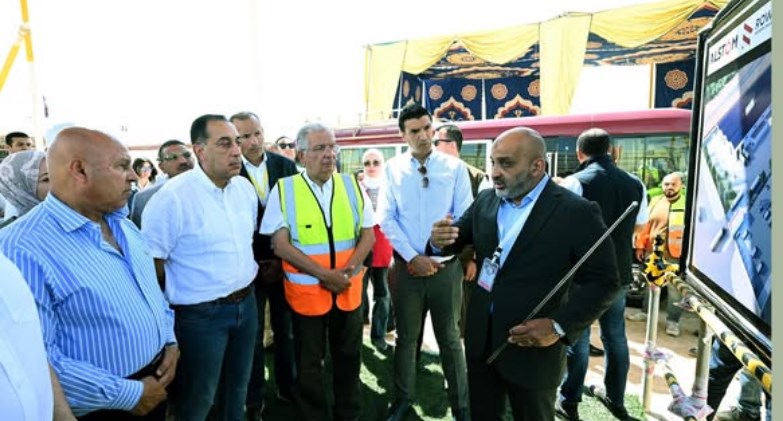 رئيس الوزراء يتفقد مجمع ألستوم الصناعي بمدينة برج العرب الجديدة