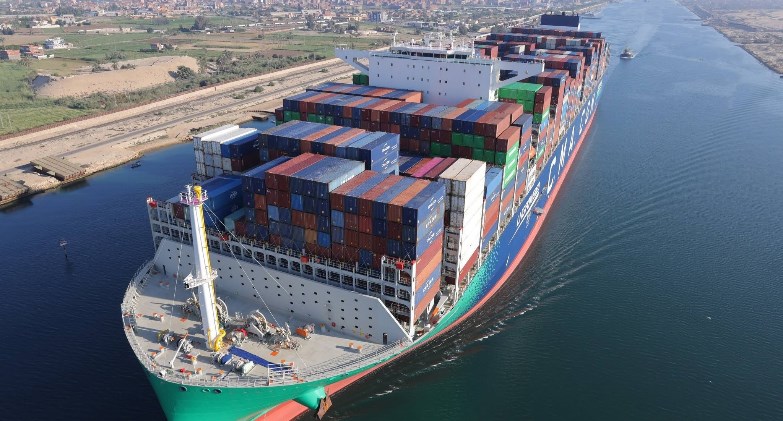 قناة السويس تشهد عبور سفينة الحاويات العملاقة CMA CGM VENDOME لأول مرة