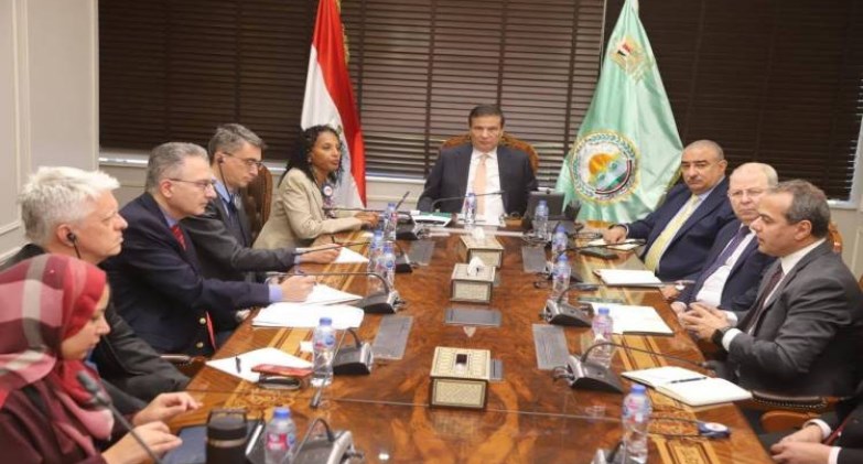 وزير الزراعة: نضع ملف الأمن الغذائي والمائي على رأس الأولويات